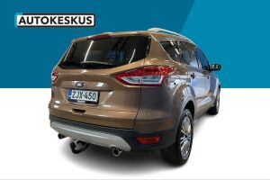 Ford Kuga esikatselu 5