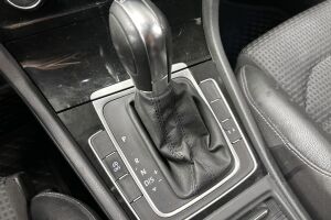 Volkswagen Golf esikatselu 22