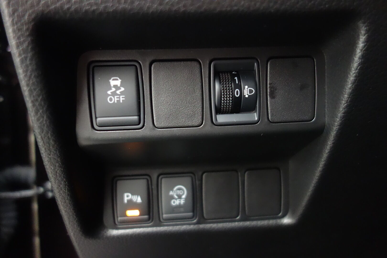 Nissan Qashqai iso kuva 7