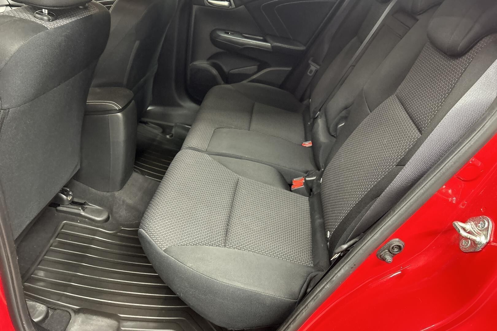 Honda Civic iso kuva 9