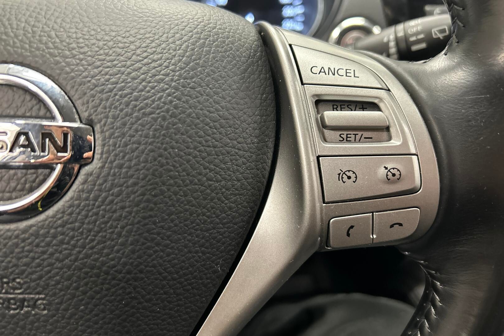 Nissan Qashqai iso kuva 17