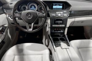 Mercedes-Benz E esikatselu 11