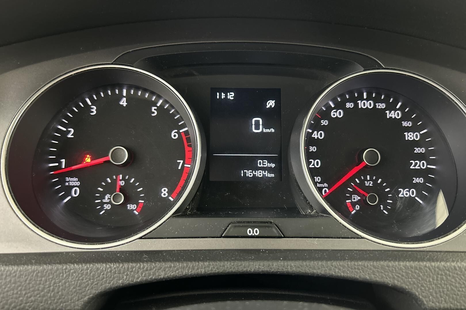 Volkswagen Golf iso kuva 13