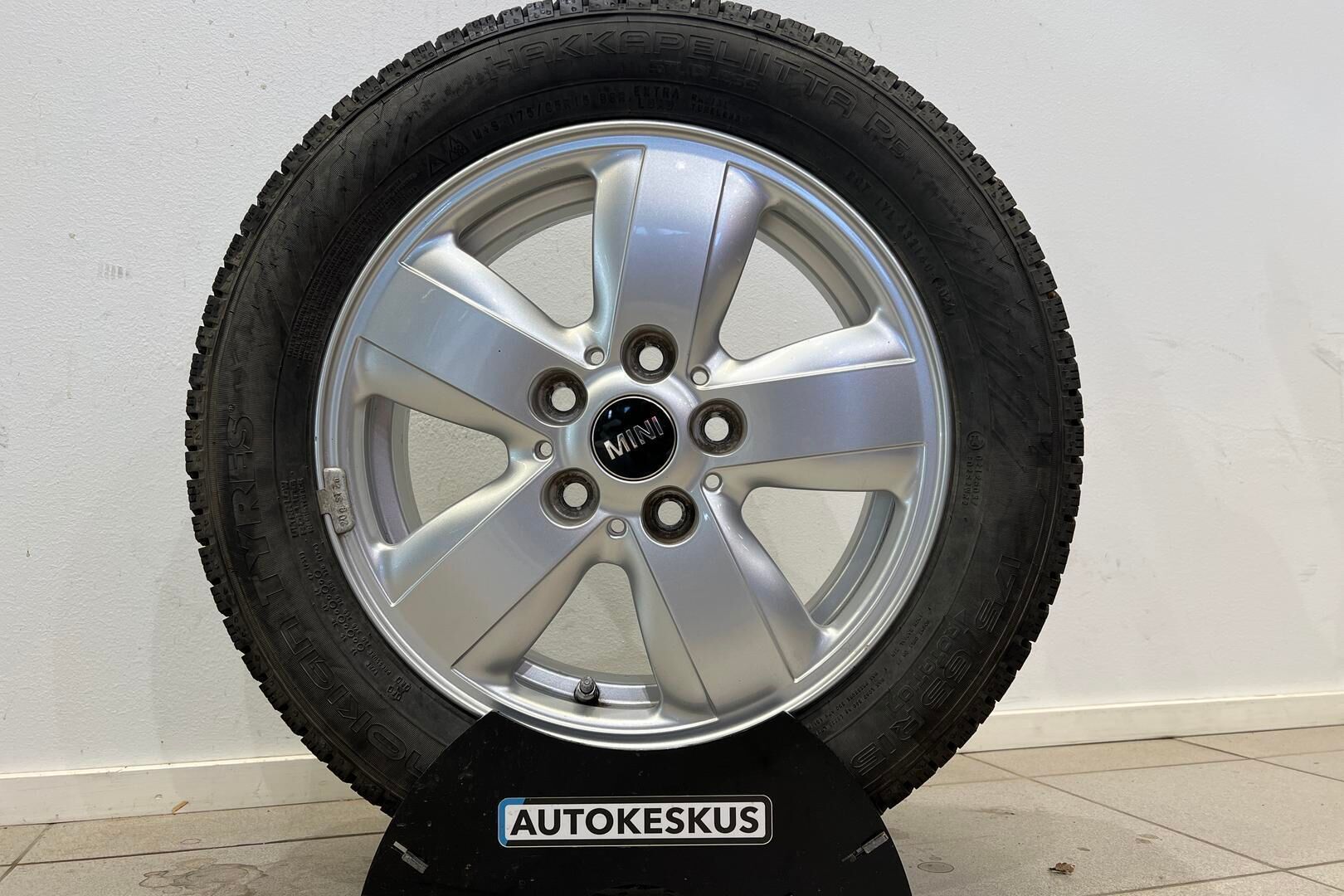 MINI Hatchback iso kuva 19
