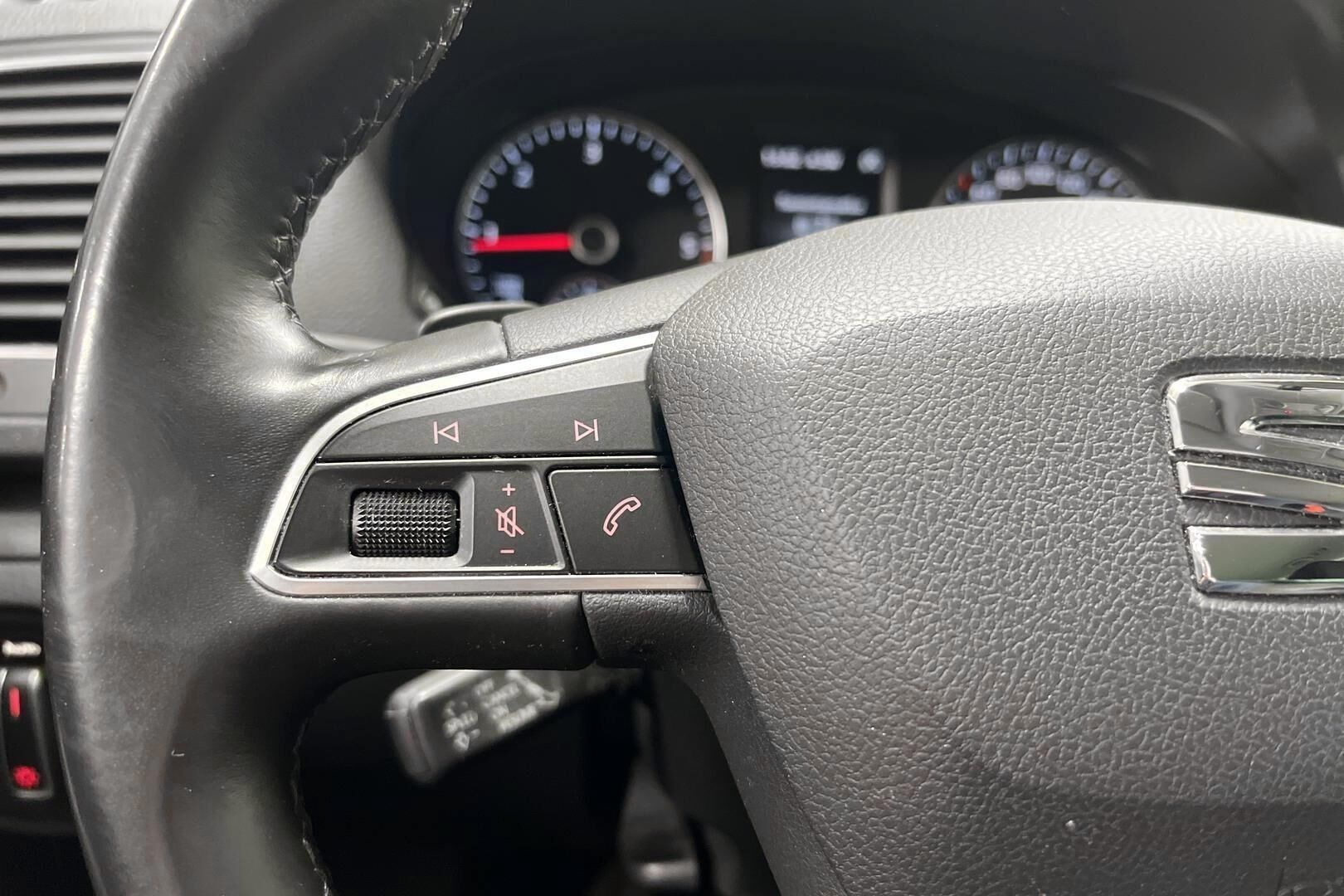 Seat Alhambra iso kuva 16