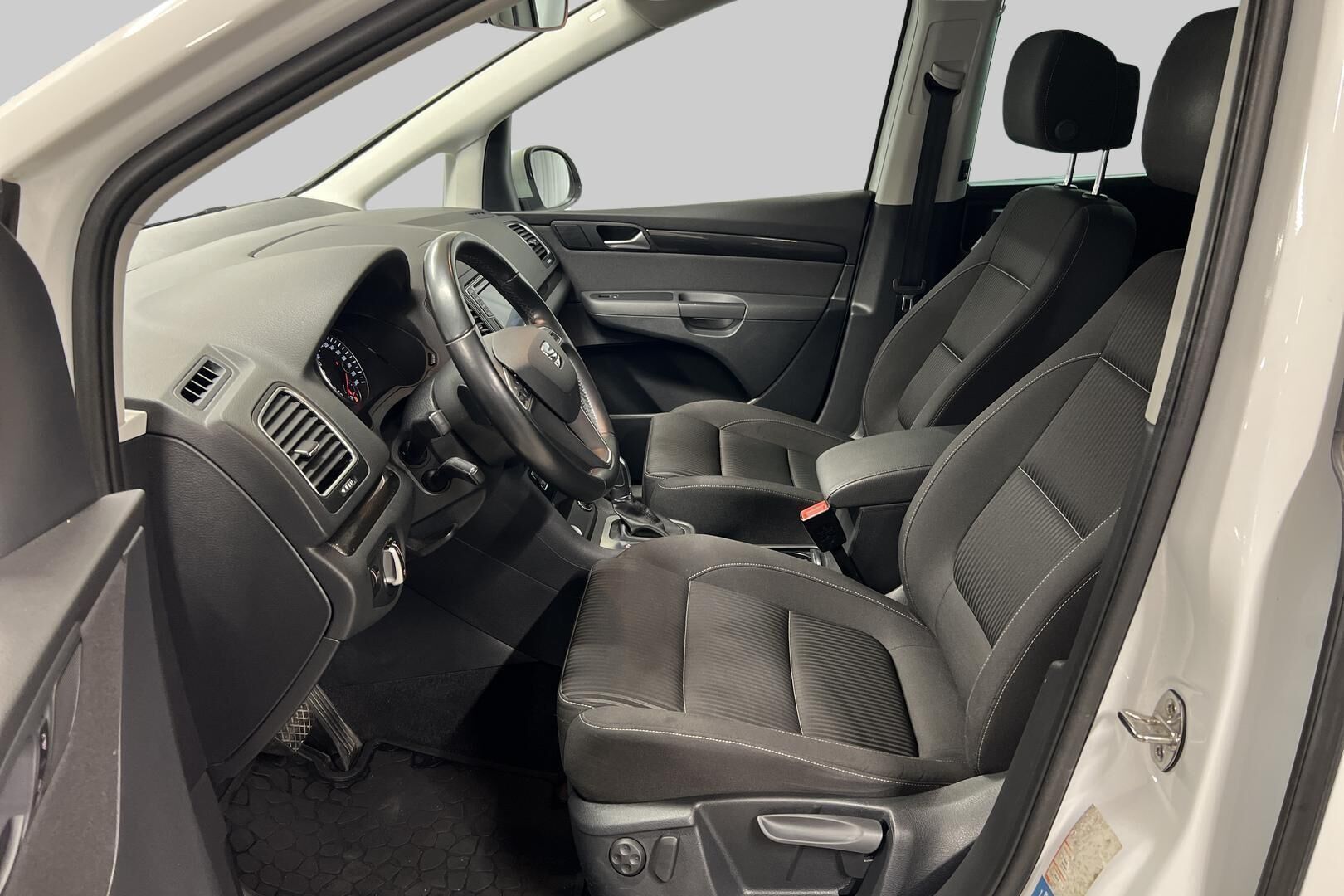 Seat Alhambra iso kuva 25
