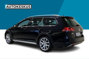 Volkswagen Golf esikatselu 24
