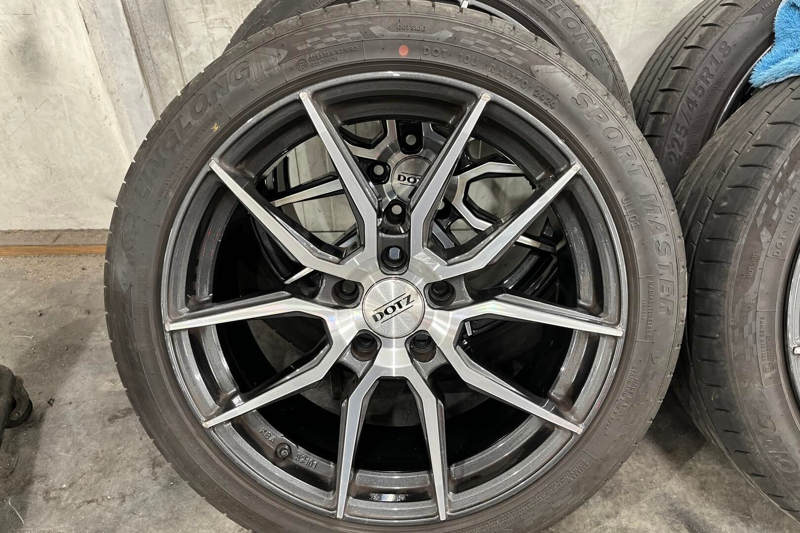 Mercedes-Benz C iso kuva 14