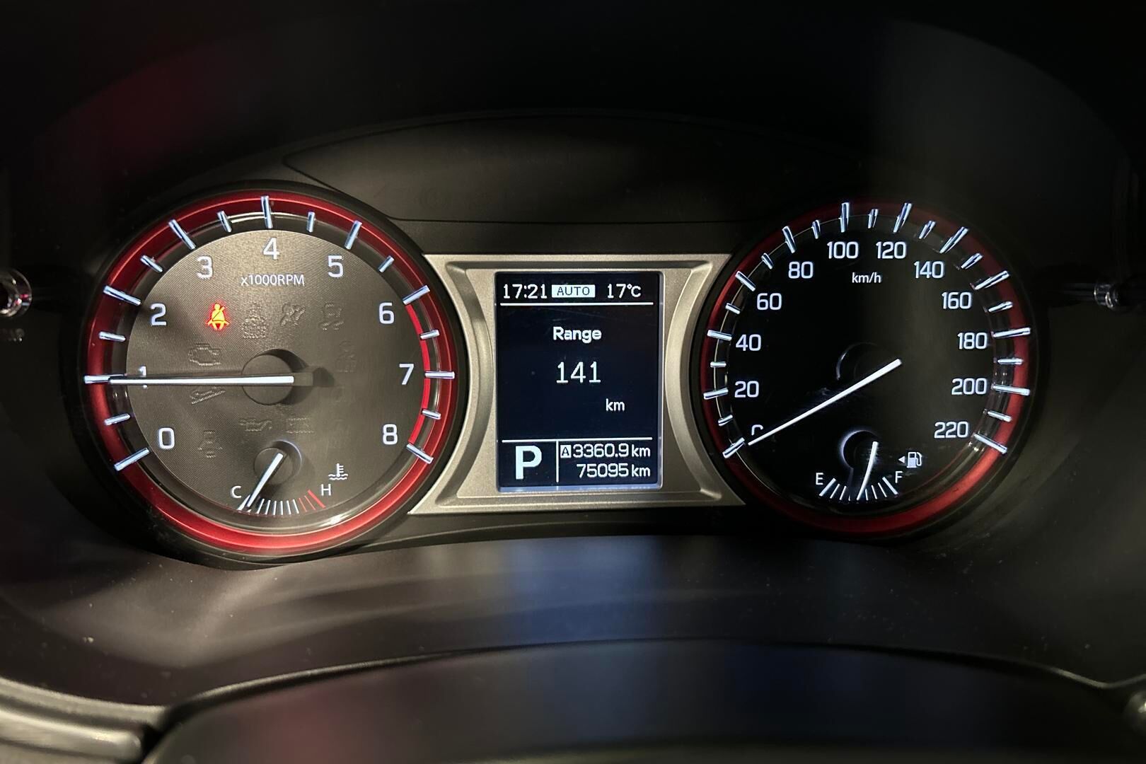 Suzuki Vitara iso kuva 15