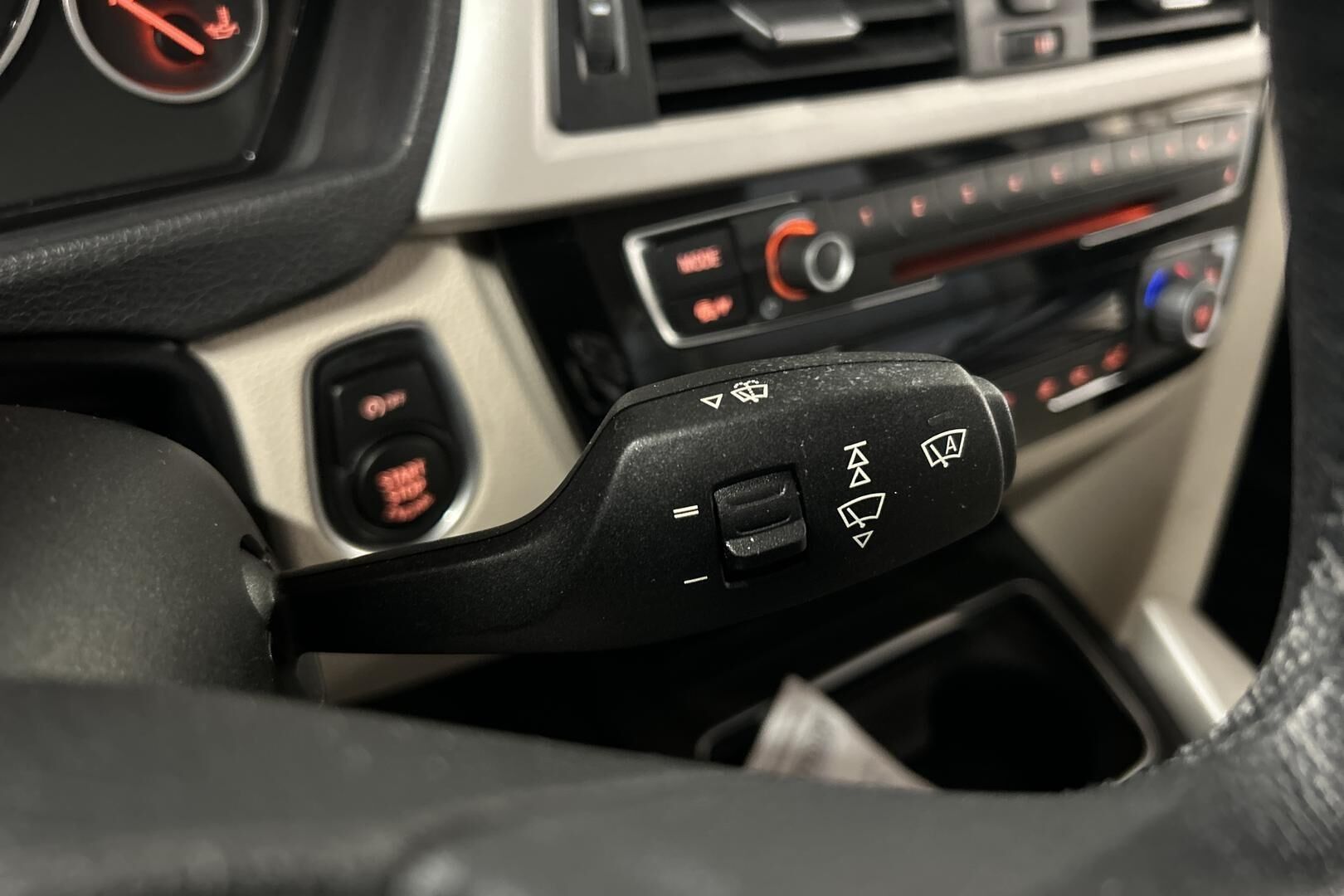 BMW 3-sarja iso kuva 16