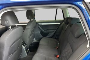Skoda Octavia esikatselu 10