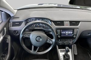 Skoda Octavia esikatselu 26