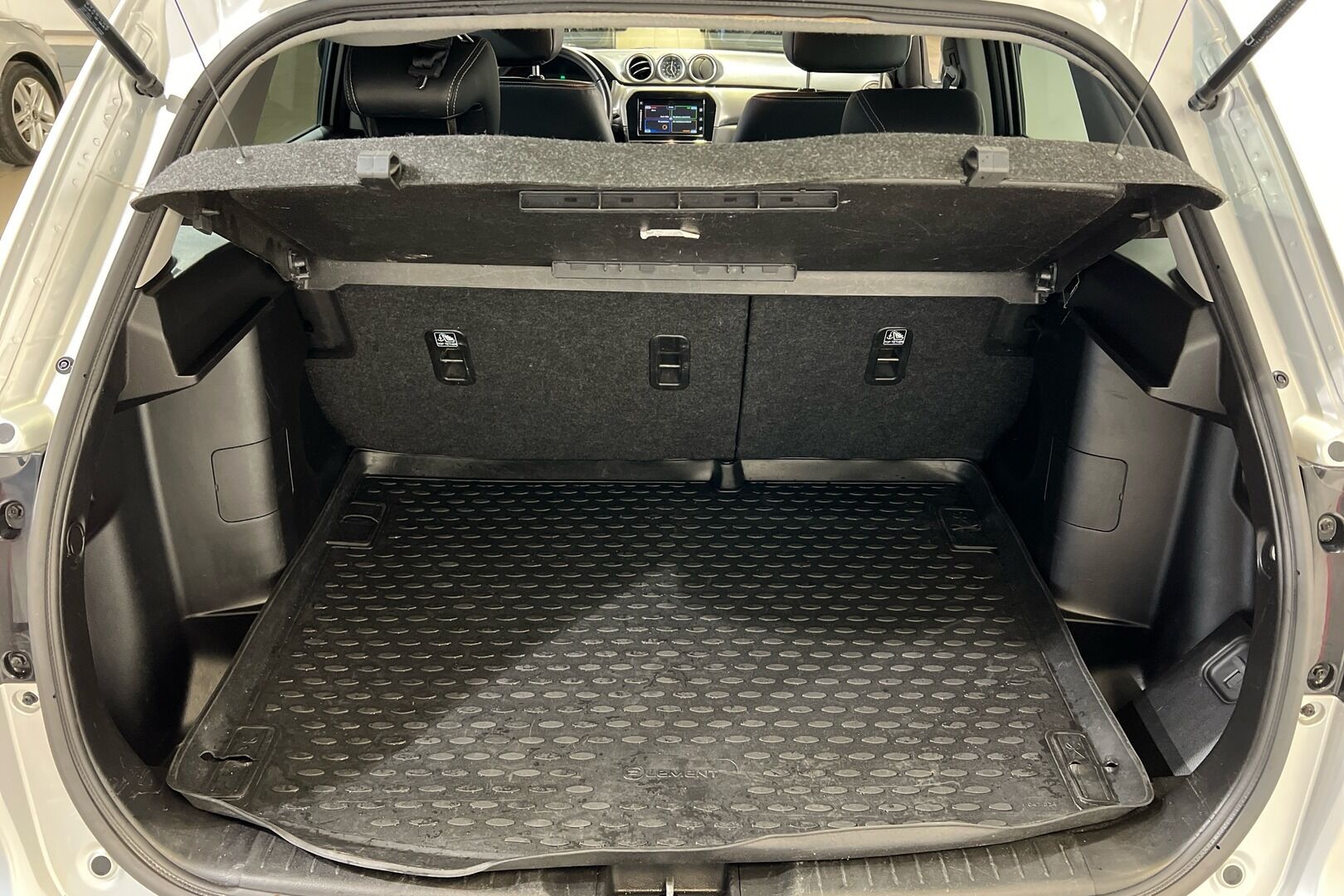 Suzuki Vitara iso kuva 10
