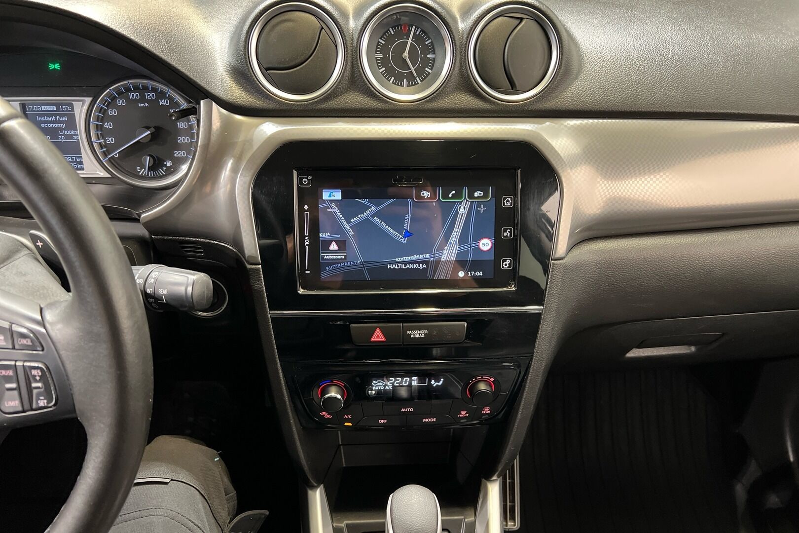 Suzuki Vitara iso kuva 18