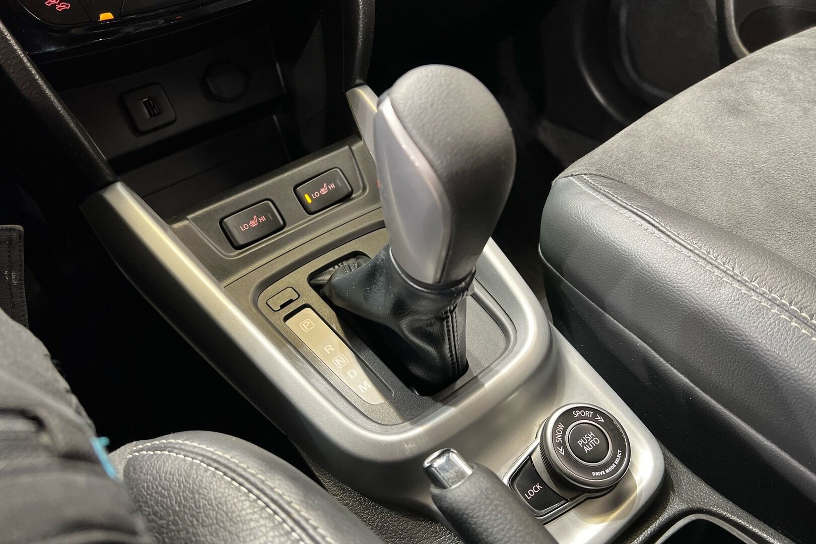 Suzuki Vitara iso kuva 19