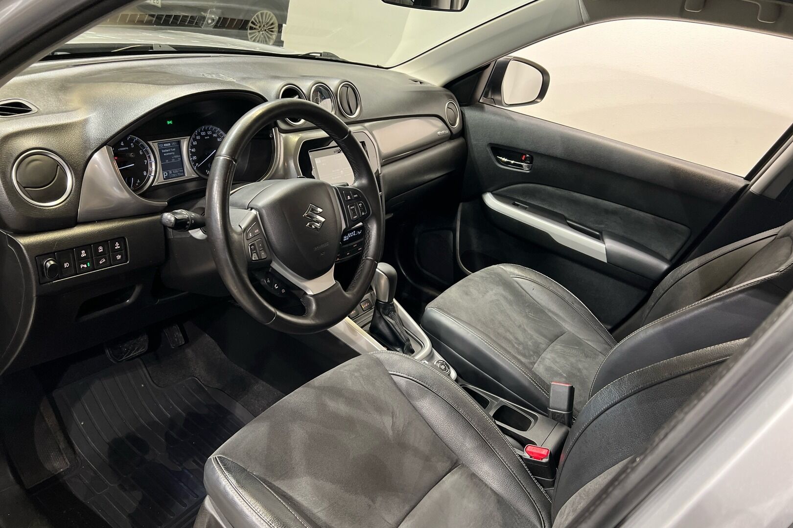 Suzuki Vitara iso kuva 3