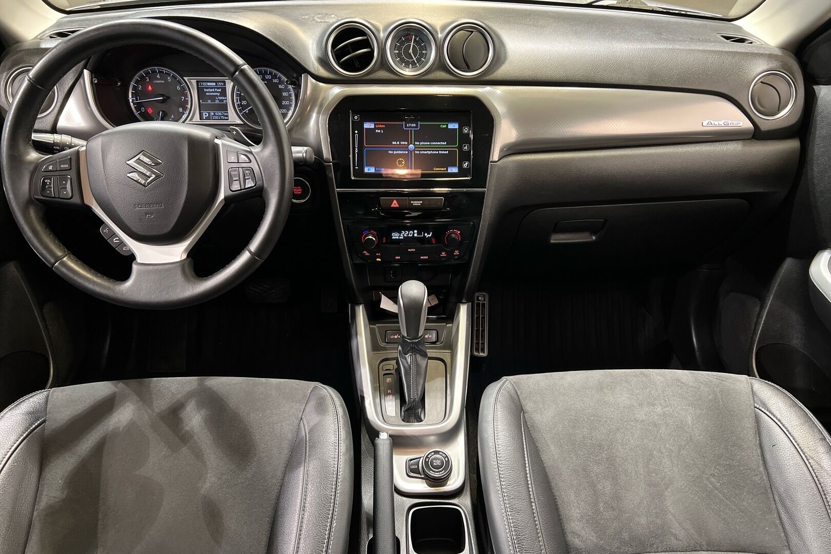 Suzuki Vitara iso kuva 9