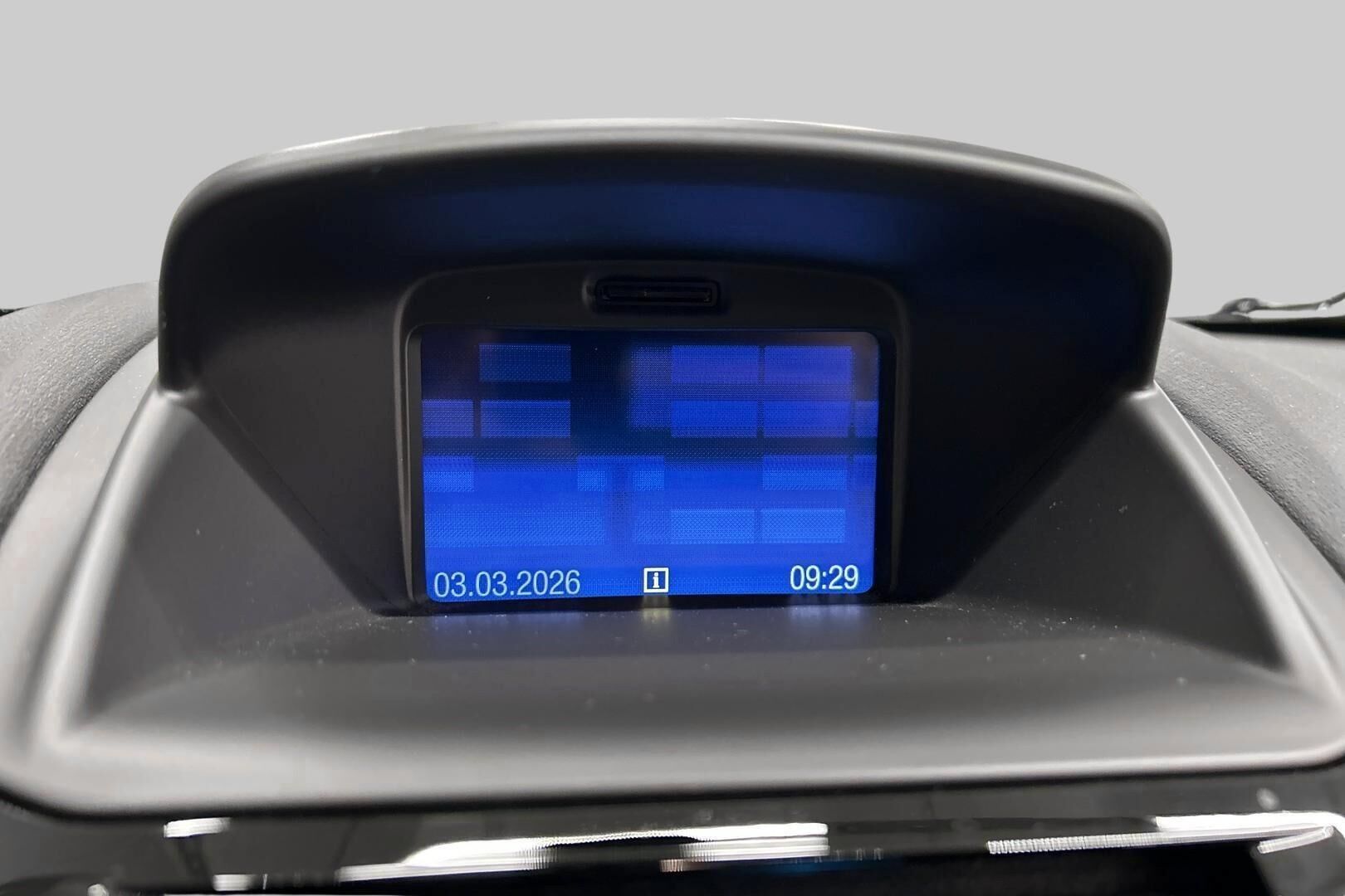 Ford Fiesta iso kuva 15