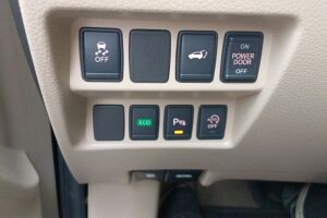 Nissan X-Trail esikatselu 12