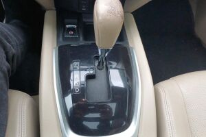 Nissan X-Trail esikatselu 13