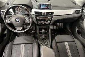 BMW X1 esikatselu 11