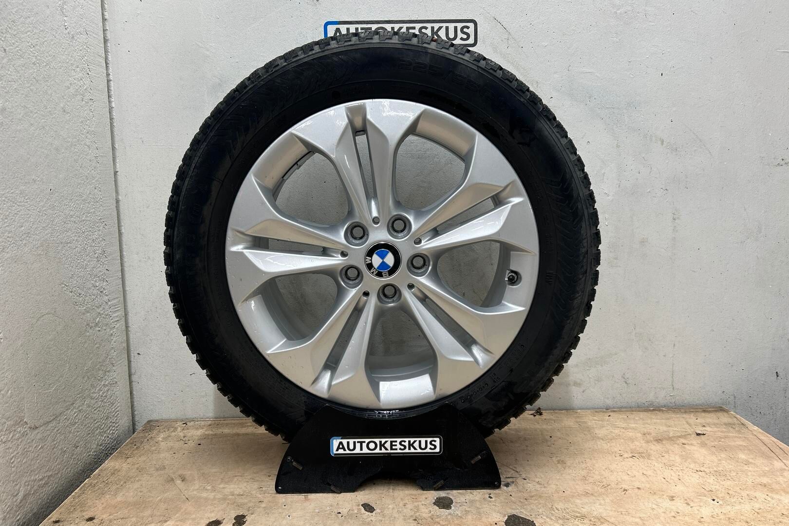 BMW X1 iso kuva 13