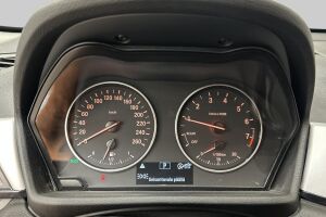 BMW X1 esikatselu 14