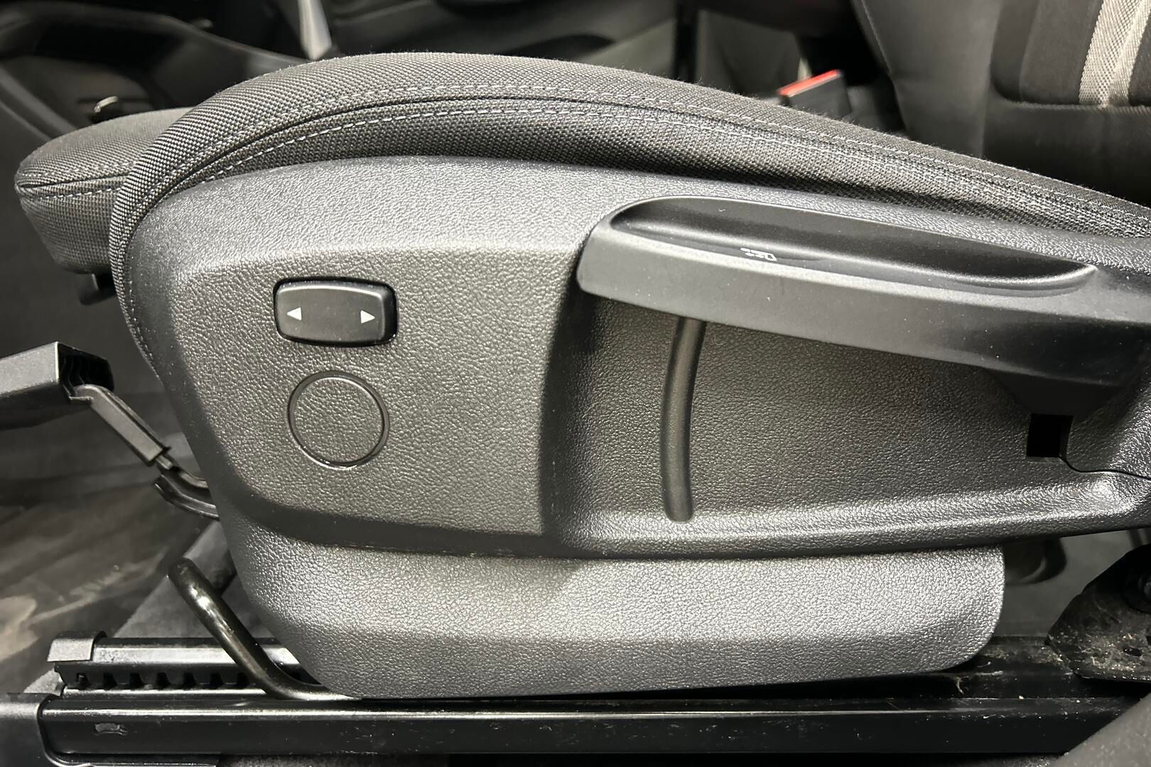 BMW X1 iso kuva 21