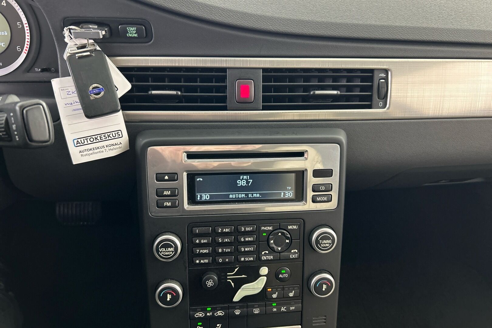 Volvo S80 iso kuva 16
