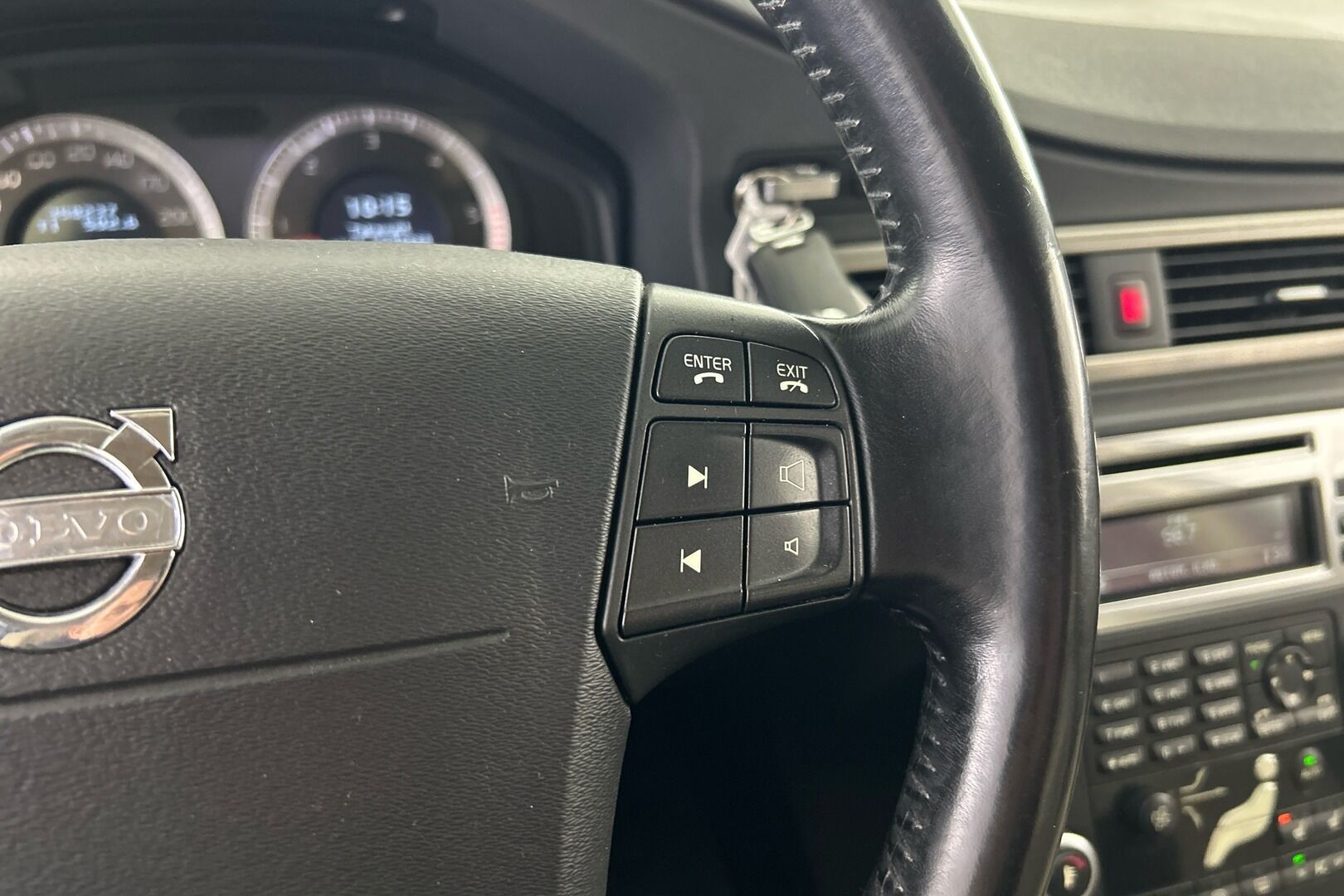 Volvo S80 iso kuva 18