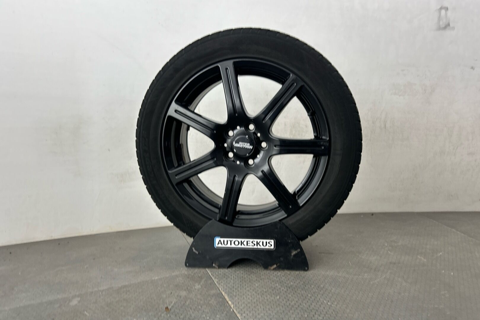 Volvo S80 iso kuva 23