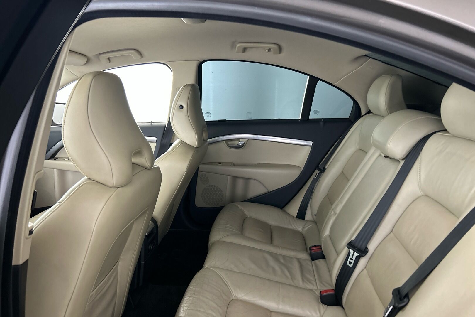 Volvo S80 iso kuva 7