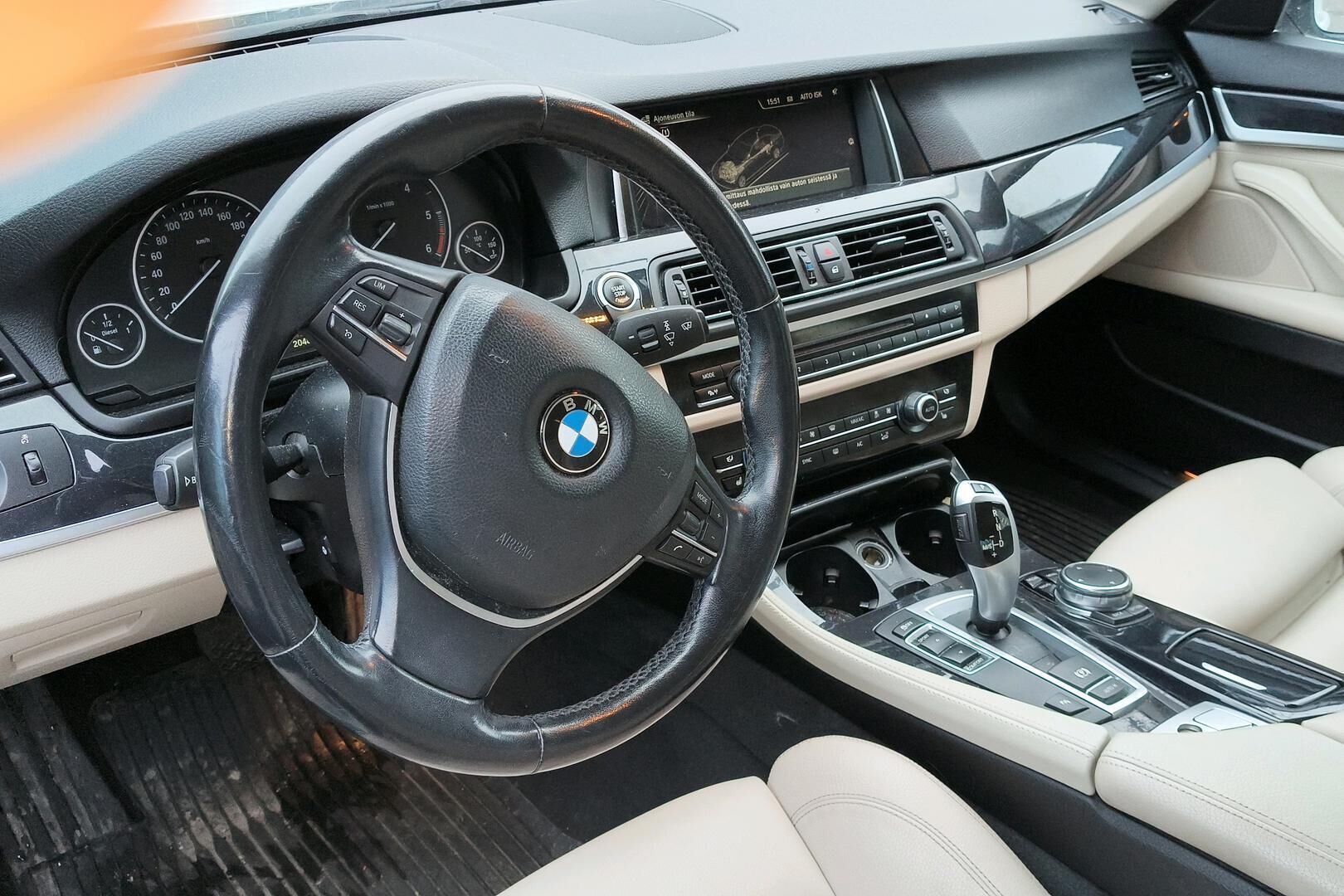 BMW 5-sarja iso kuva 1