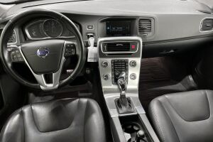 Volvo S60 esikatselu 11