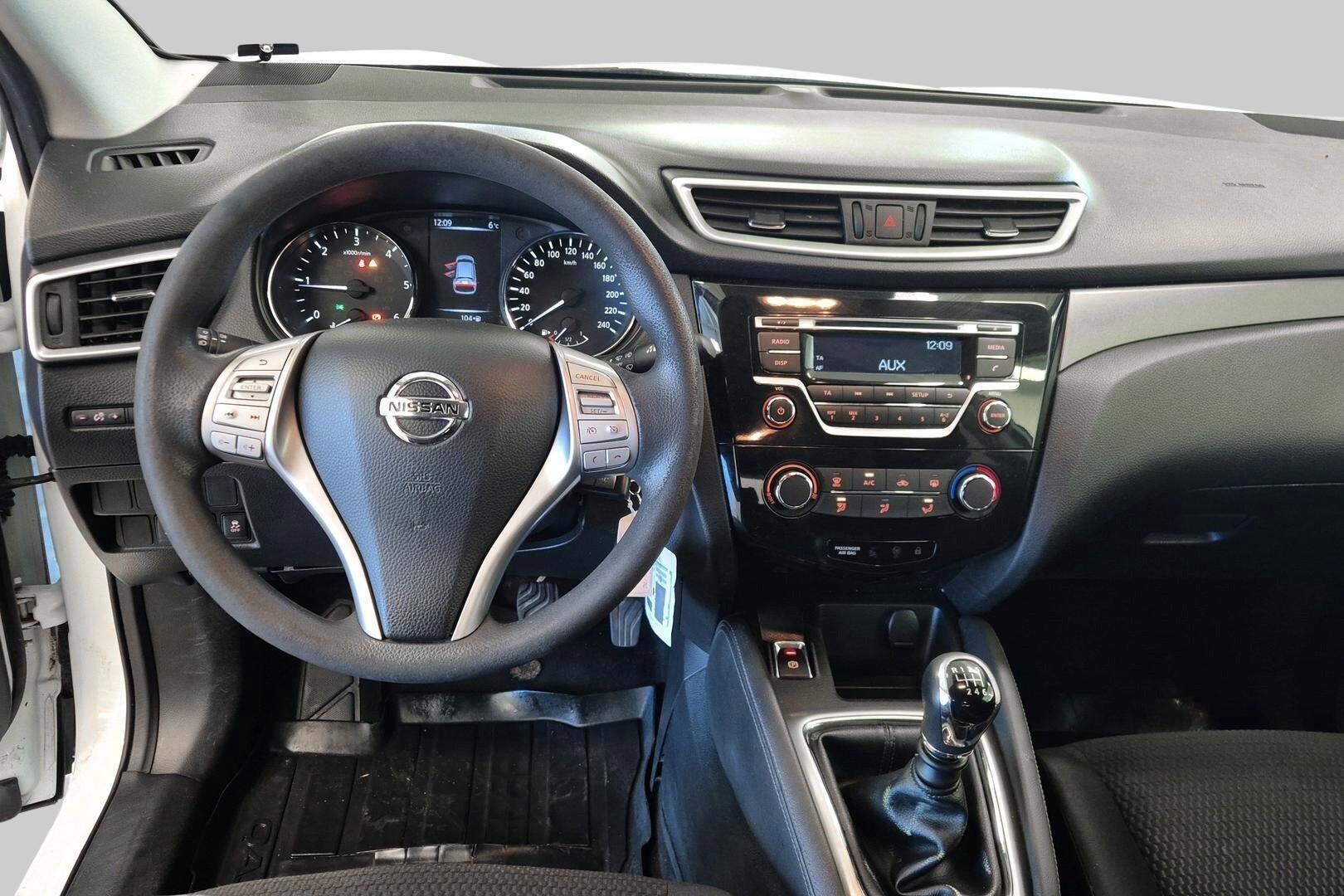 Nissan Qashqai iso kuva 11