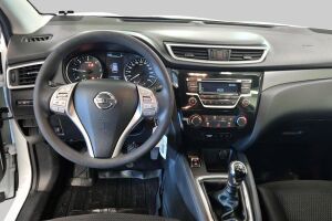 Nissan Qashqai esikatselu 11