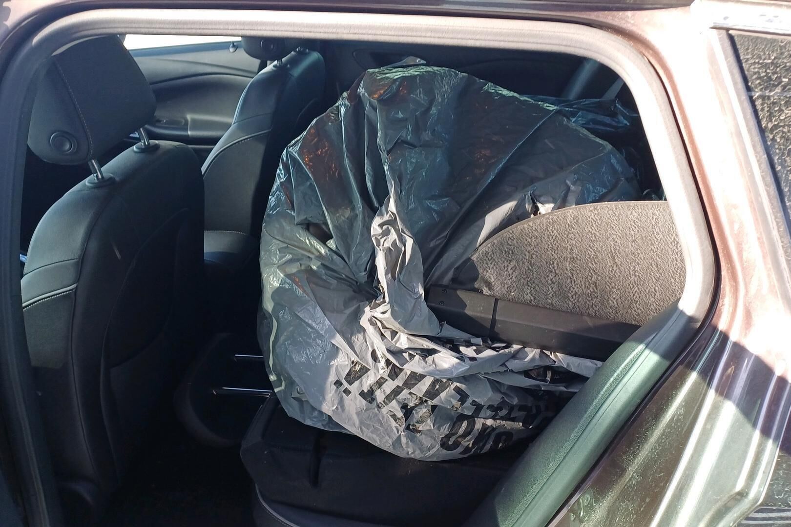 Opel Astra iso kuva 10