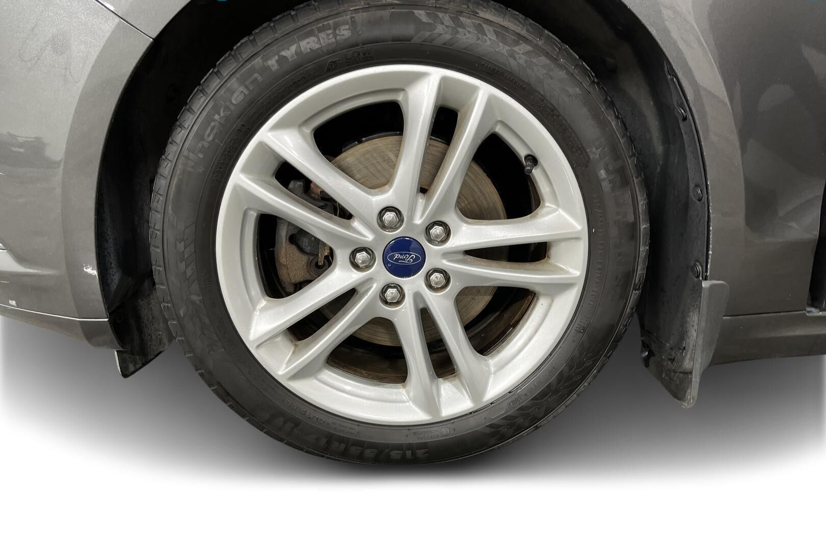 Ford Mondeo iso kuva 13