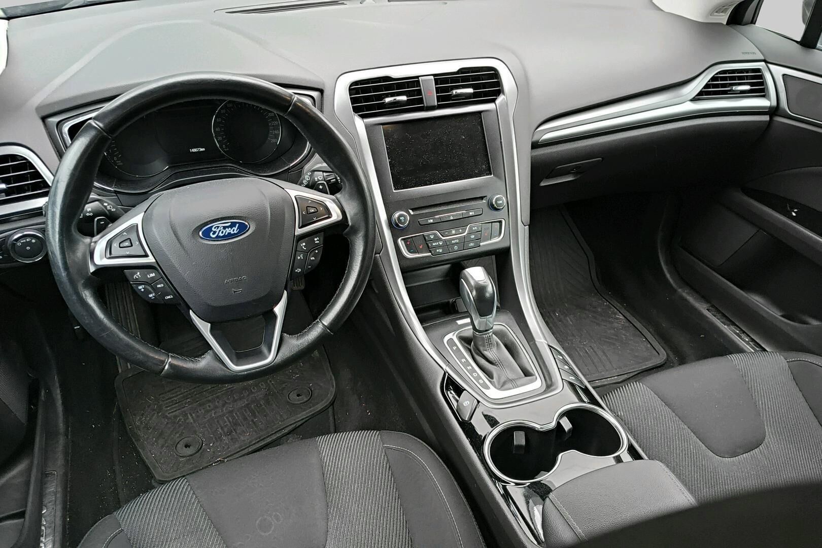 Ford Mondeo iso kuva 2