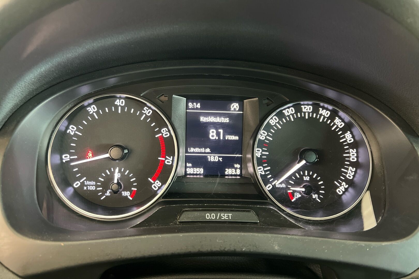 Skoda Rapid iso kuva 11