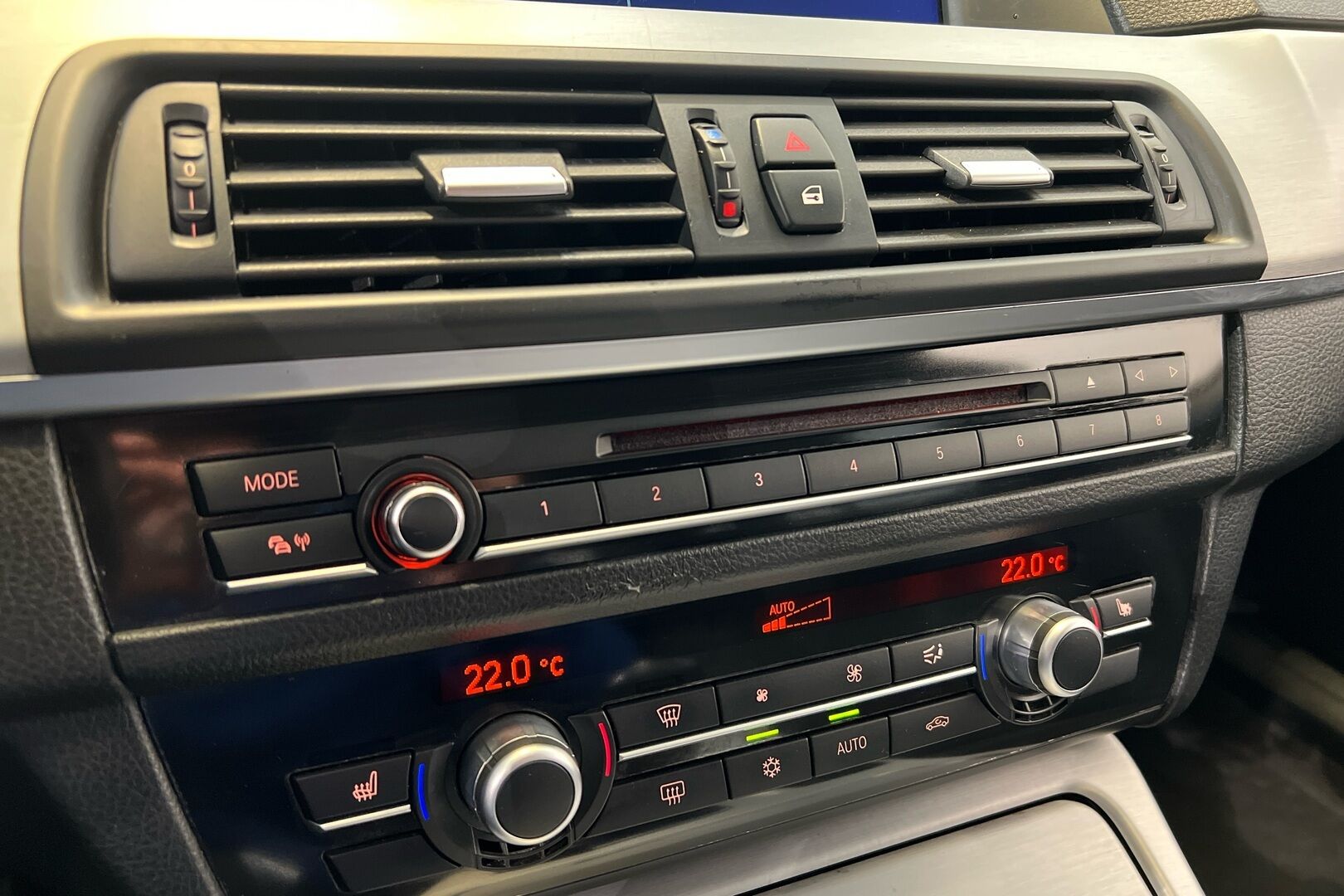 BMW 5-sarja iso kuva 18