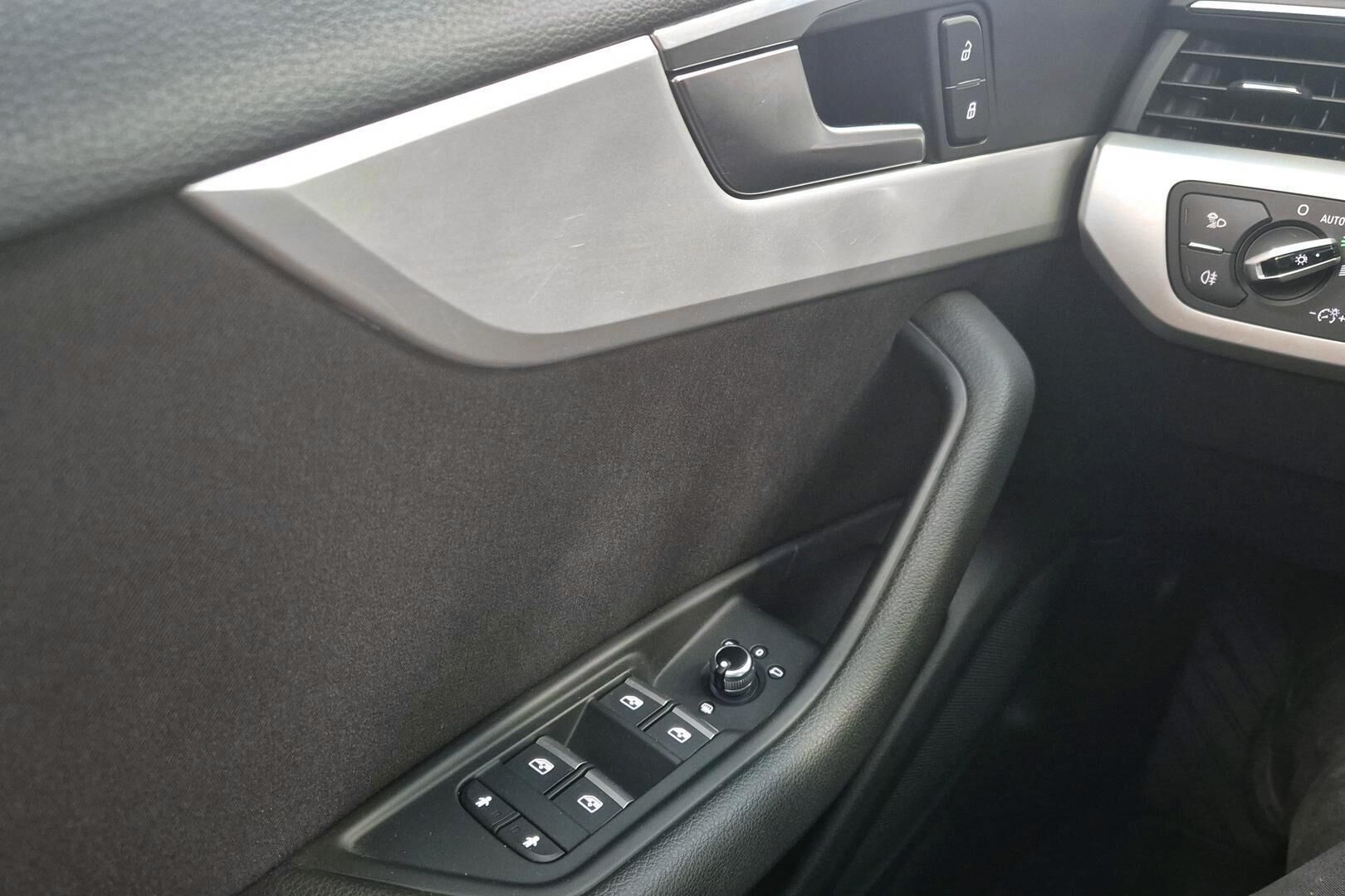 Audi A4 allroad quattro iso kuva 17