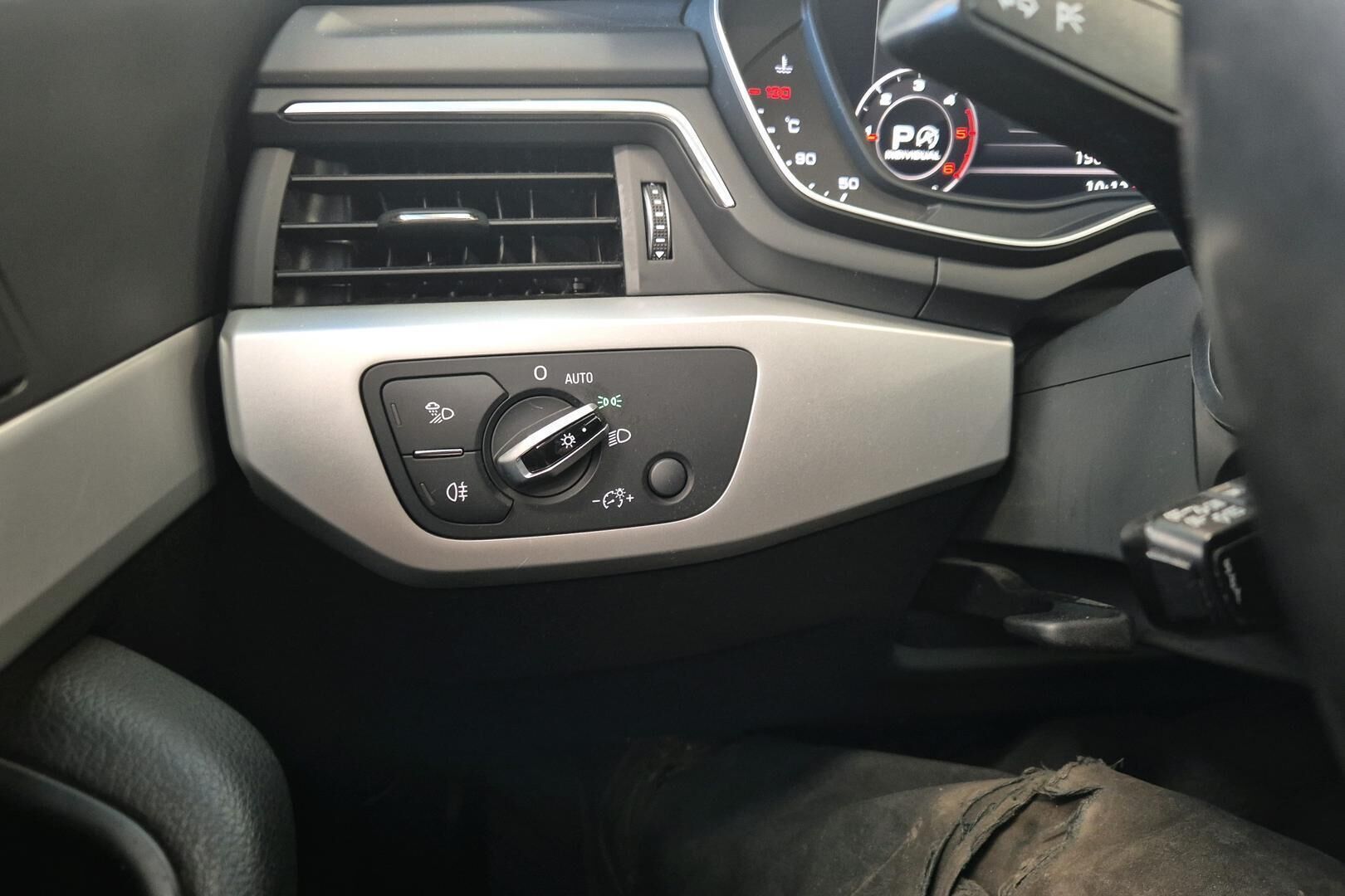 Audi A4 allroad quattro iso kuva 18