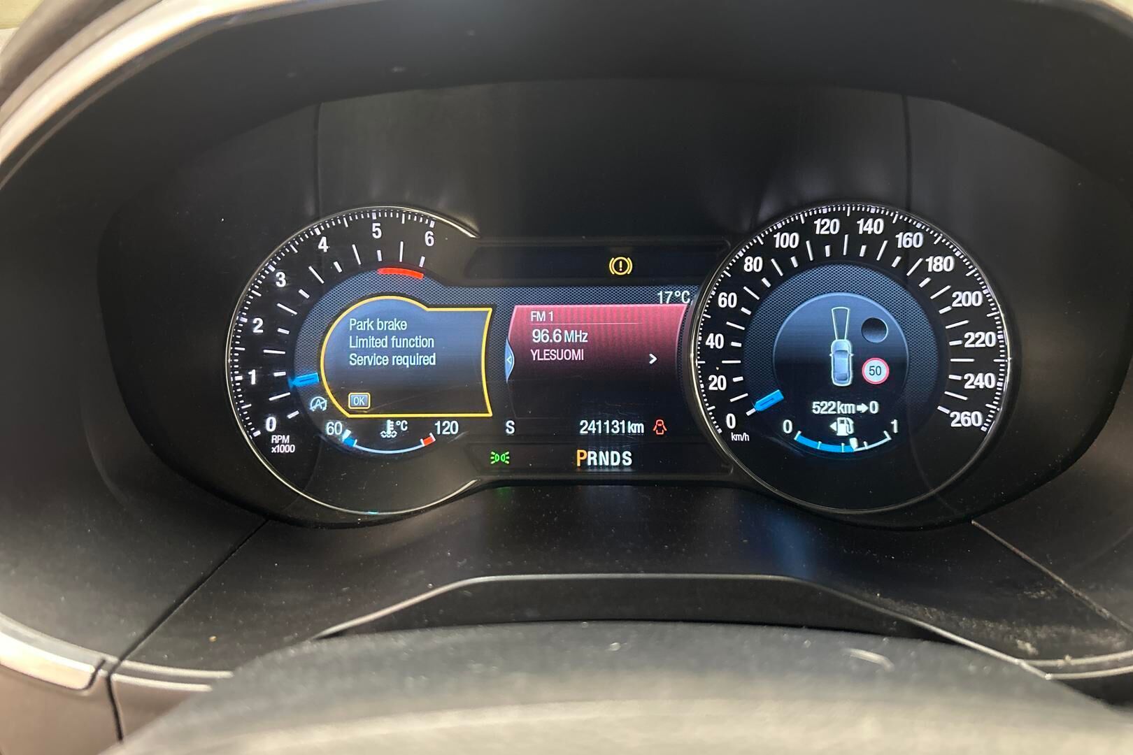 Ford Edge iso kuva 18