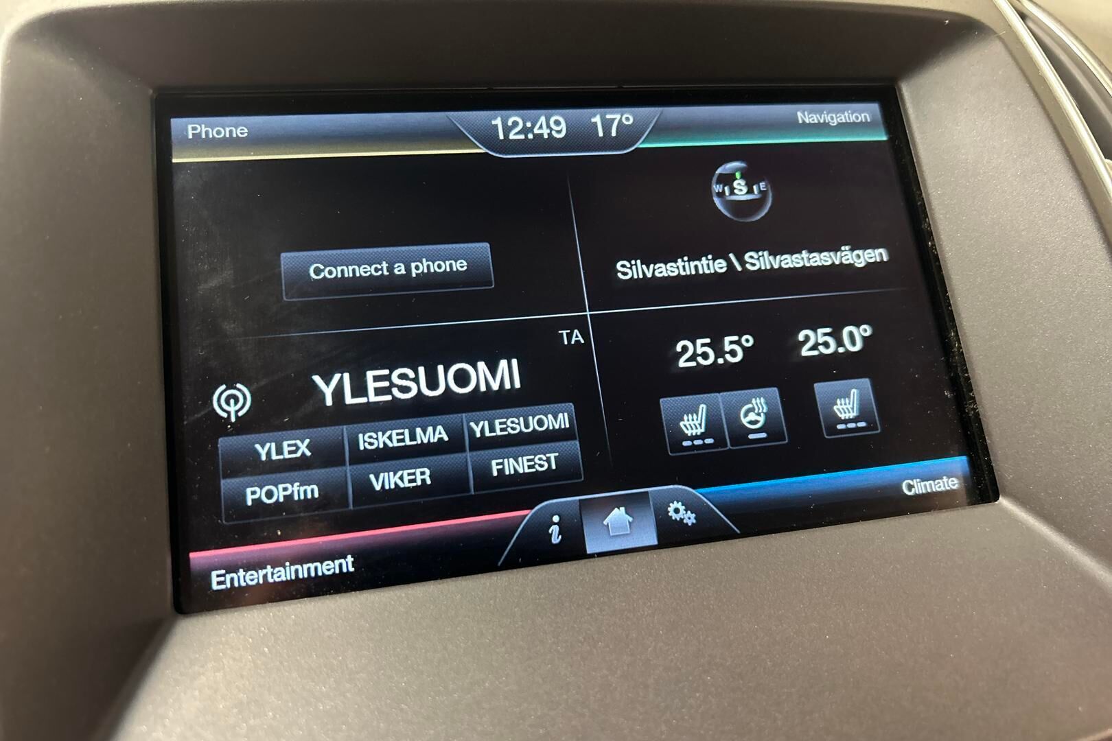 Ford Edge iso kuva 20