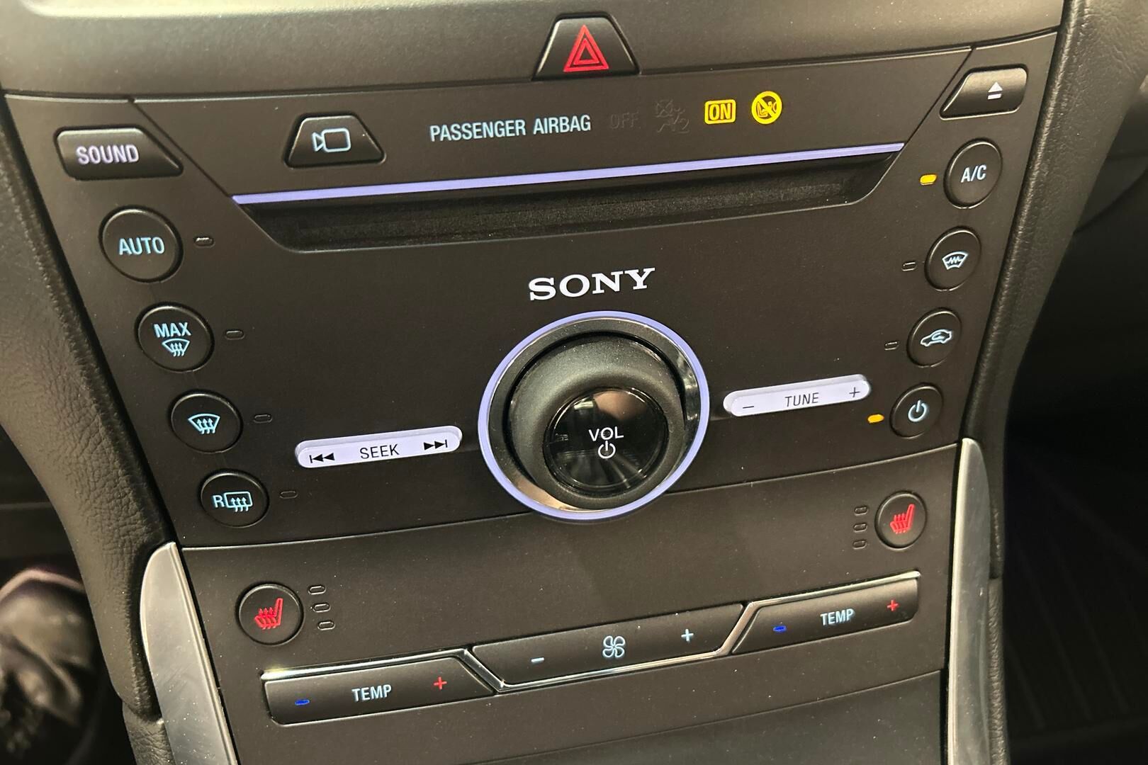 Ford Edge iso kuva 22