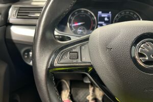 Skoda Superb esikatselu 15