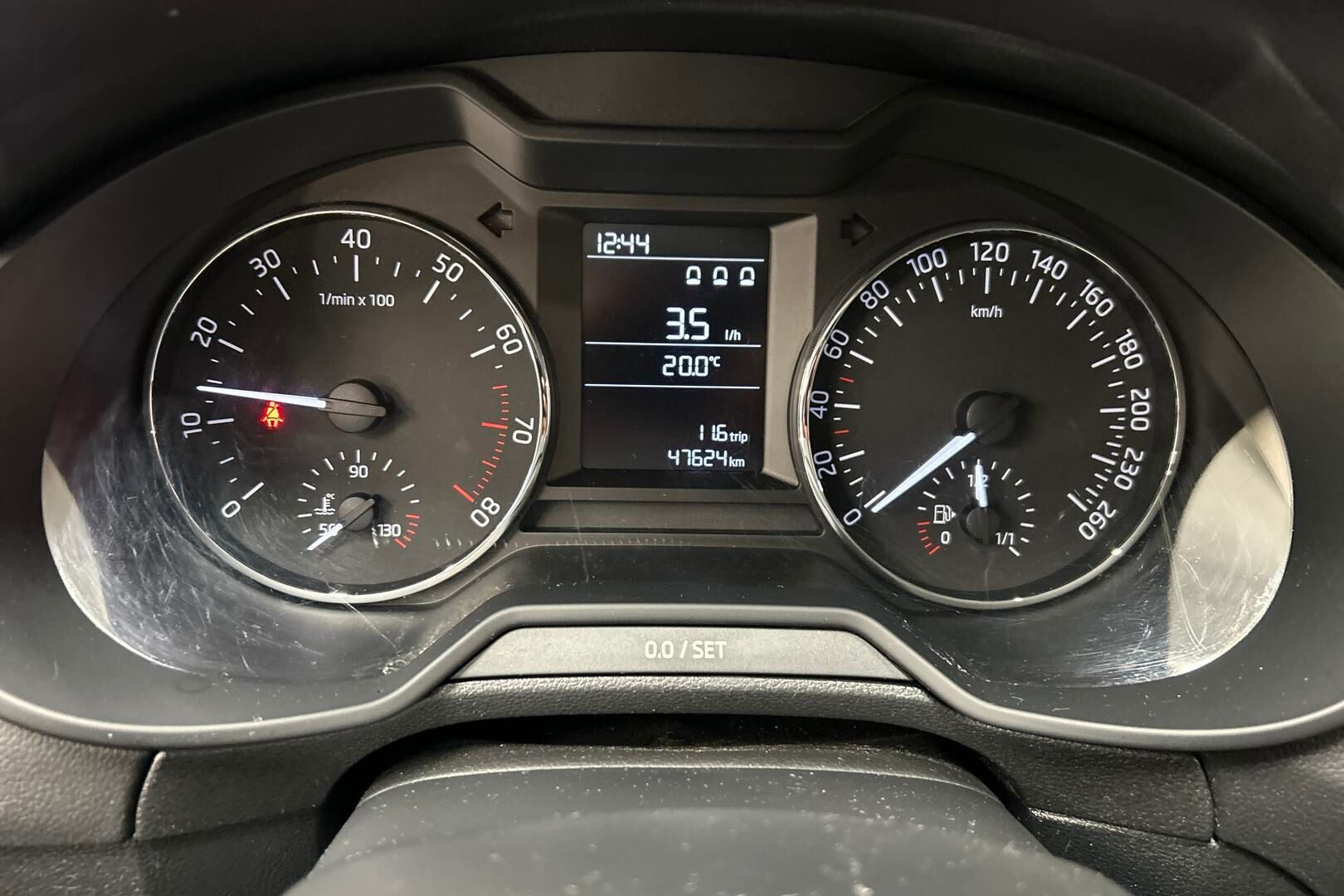 Skoda Octavia iso kuva 11