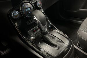 Ford Fiesta esikatselu 16