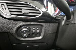 Opel Astra esikatselu 21